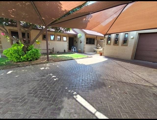 3 BEDROOM HOUSE FOR SALE IN PROTEA PARK